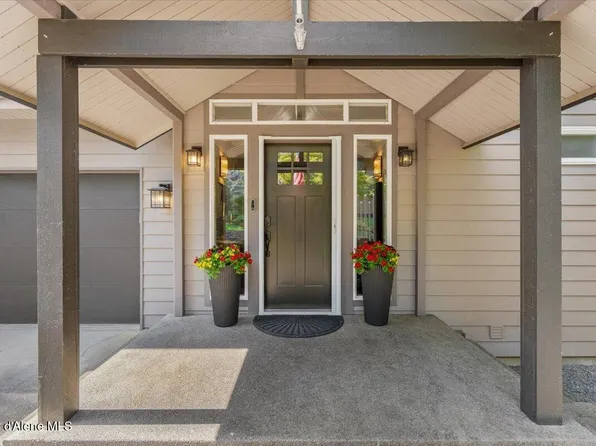 2885 E Point Hayden Dr, Hayden Lake, ID 83835