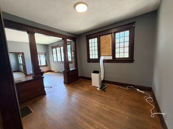 1200 S A St, Elwood, IN 46036
