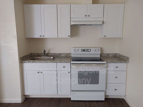 5th image of 475 N Manila Ave #211