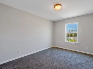 1293 Windrow Dr, Hinesville, GA 31313
