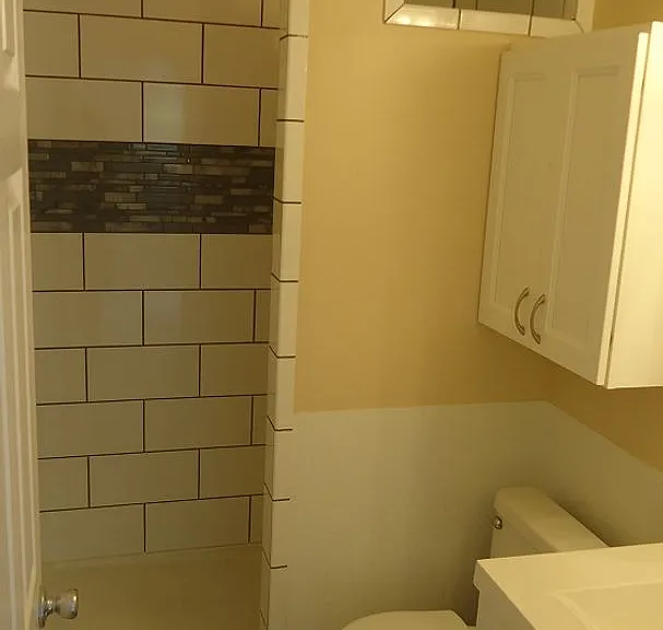 Glenview West Apartments — Photo 42