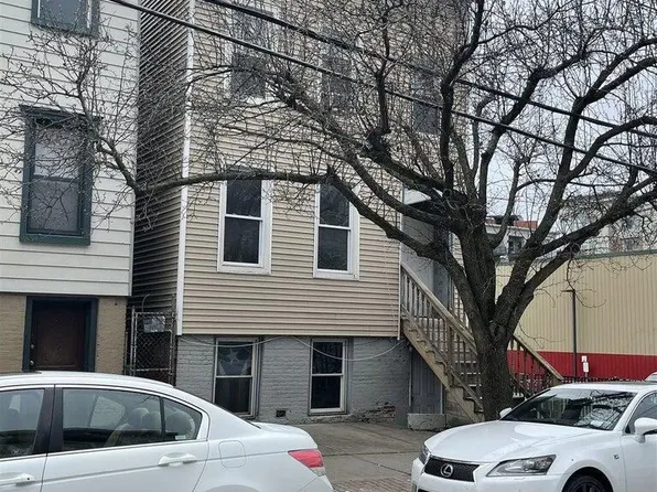 94 Dana Avenue, Albany, NY 12208