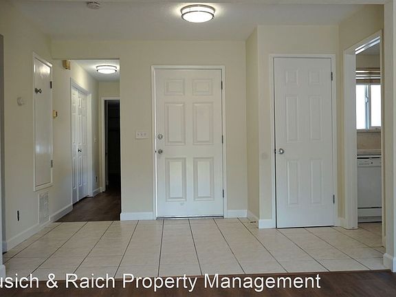 3rd image of 5746 Canna Ln