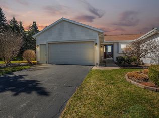 2671 Indian Creek Dr NW, Grand Rapids, MI 49534