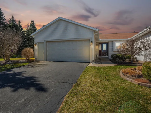 2671 Indian Creek Dr NW, Grand Rapids, MI 49534