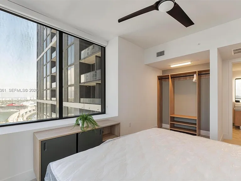 601 NE 1st Ave #2801 — Photo 10