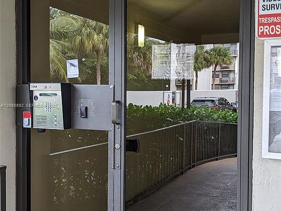 4th image of 2701 Riverside Dr APT 206-B