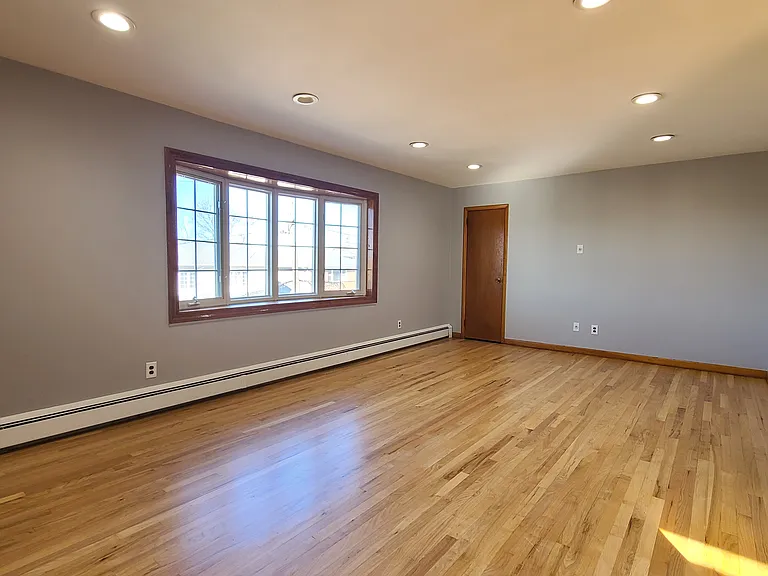 5204 Meadowview Ave #2 — Photo 3