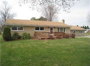 208 Fezell Rd, Freedom, PA 15042