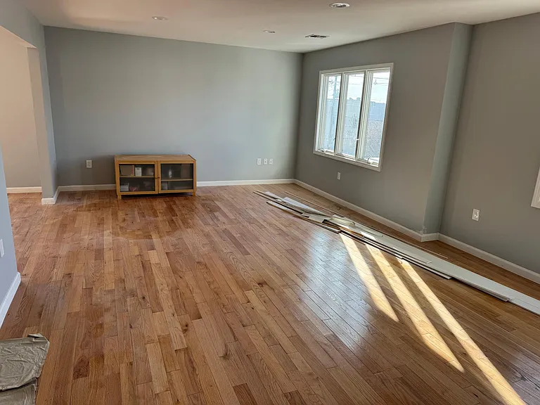 1829 S Wood Ave #2 — Photo 3