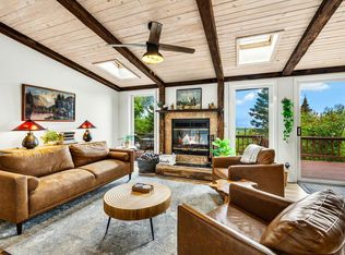 6971 Kelley Ln, Egg Harbor, WI 54209
