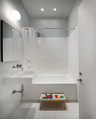 Sold by Christie's International Real Estate Group, LLC | media 27