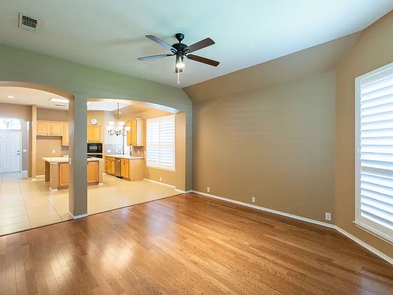 11259 Blackhawk Dr — Photo 16