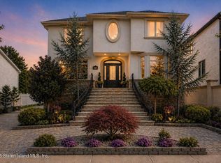 42 Mosely Ave, Staten Island, NY 10312
