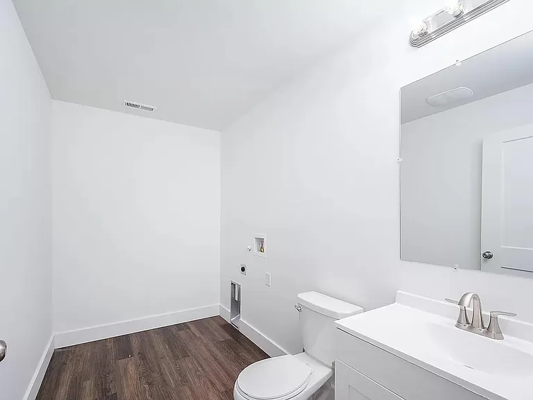 601 S Pine Ave #601 — Photo 10