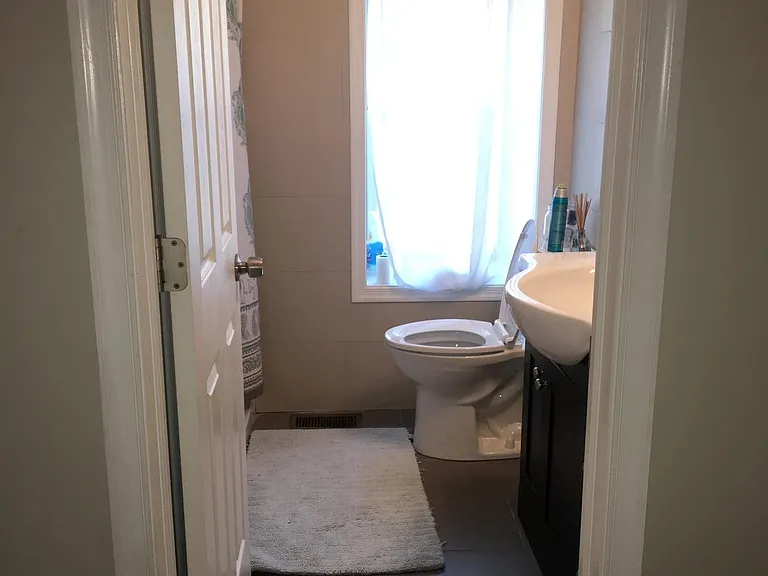 4203 Main St #2 — Photo 10