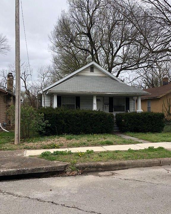 2nd image of 841 S Newton Ave