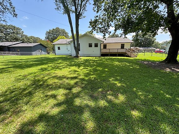 4th image of 2109 Dialsdale Dr SW