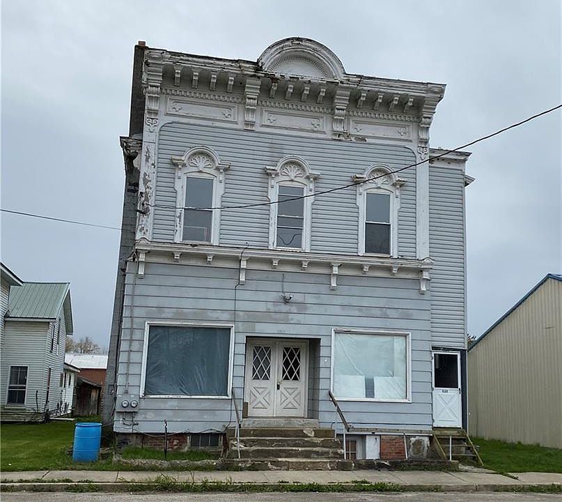 1st image of 9587 North St #9589