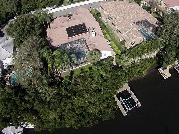 2nd image of 500 Bay Laurel Ct NE