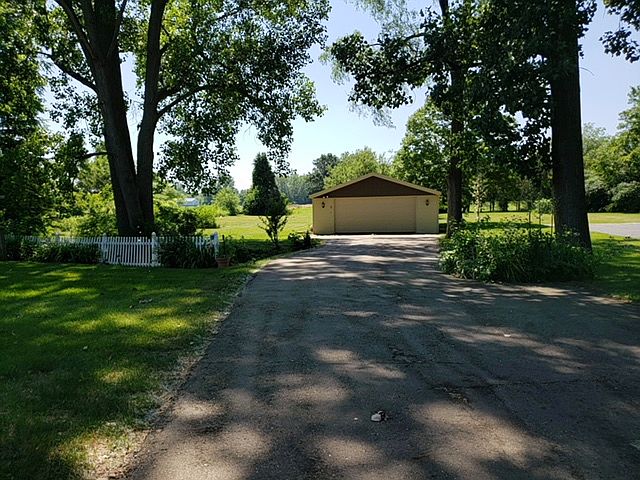 2nd image of 8752 Bunton Rd