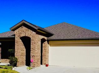 519 Green Clover Ln, Rosharon, TX 77583