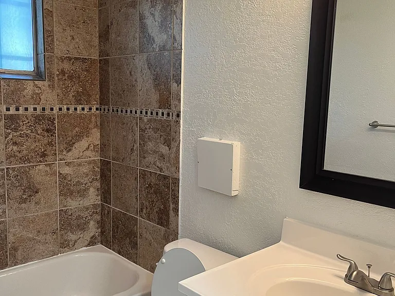 Greentree Apartments - Beautiful Remodeled Aprtments — Photo 6
