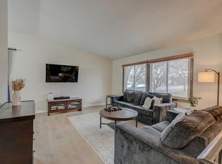 540 98th Ln NE, Blaine, MN 55434