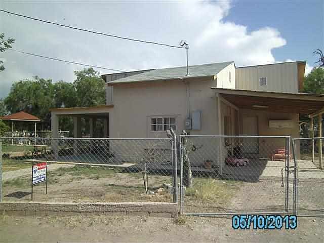 2nd image of 884 Ritchie Rd