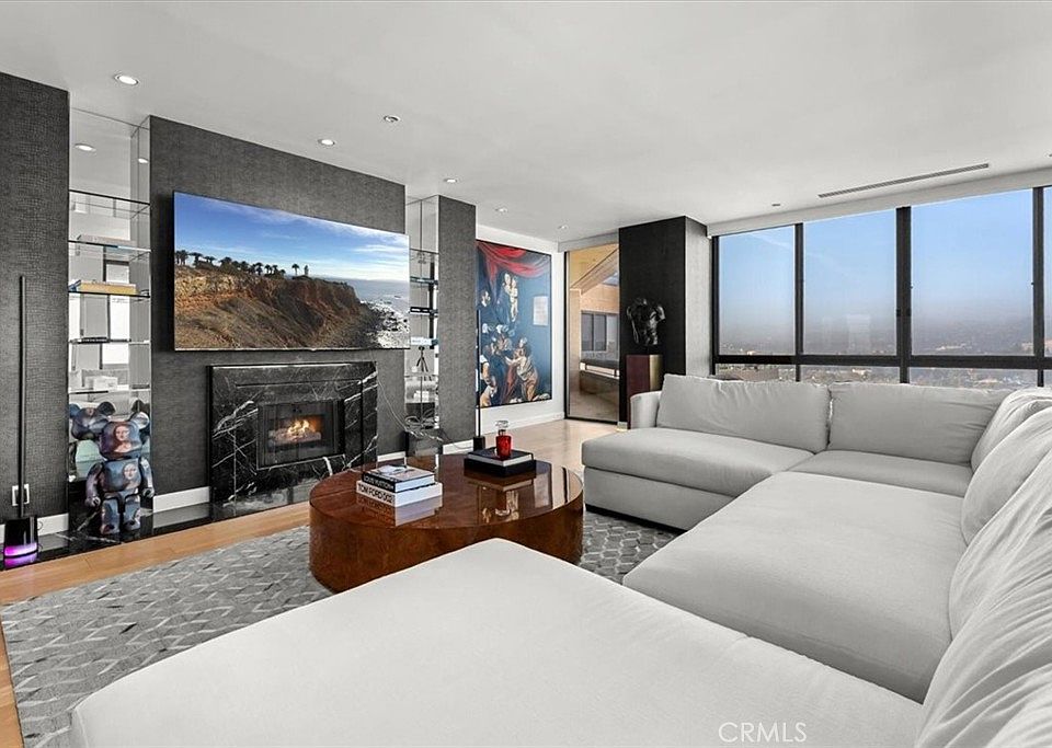 1st image of 10430 Wilshire Blvd APT 1903