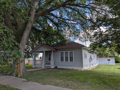 110 S Plum St., Maywood, NE, 69038