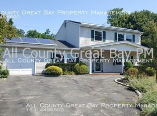 51 Rustic Ave, Medford, NY 11763