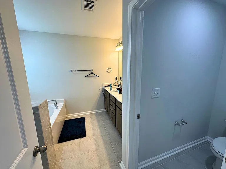 547 Backacre Ct — Photo 11