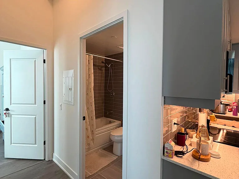 2333 Khalsa Gate #424 — Photo 10