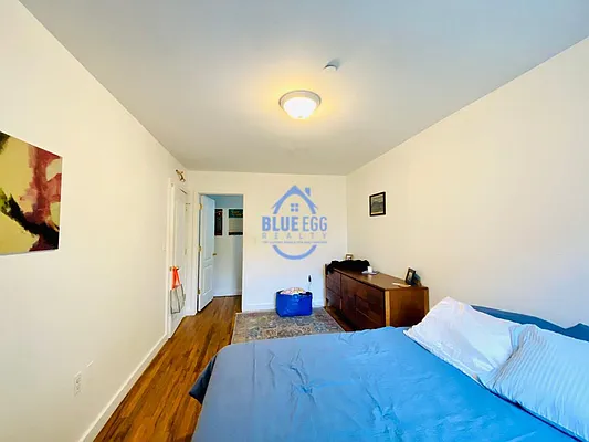 Rented by Blue Egg Realty Corp | media 5