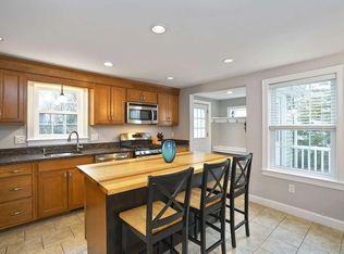 125 Pemberton St, Walpole, MA 02081