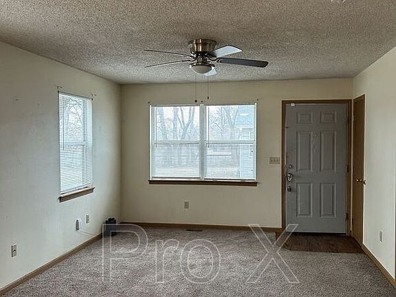 4th image of 810 E Jackson St APT C