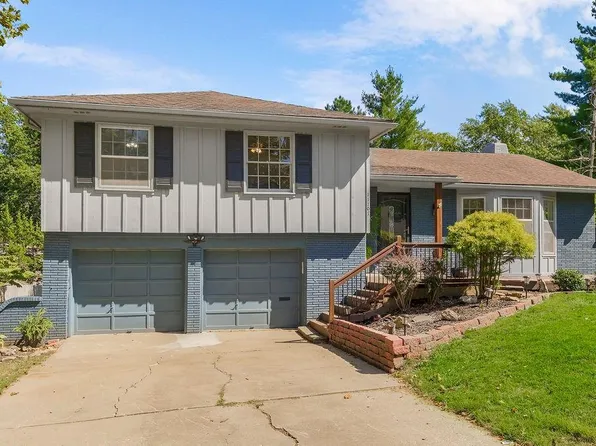 11107 Grand Ave, Kansas City, MO 64114