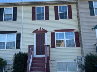 24 Hickory Dr, North East, MD 21901