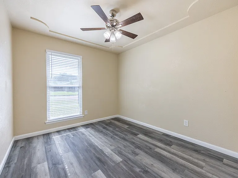 5709 Denise Dr — Photo 17