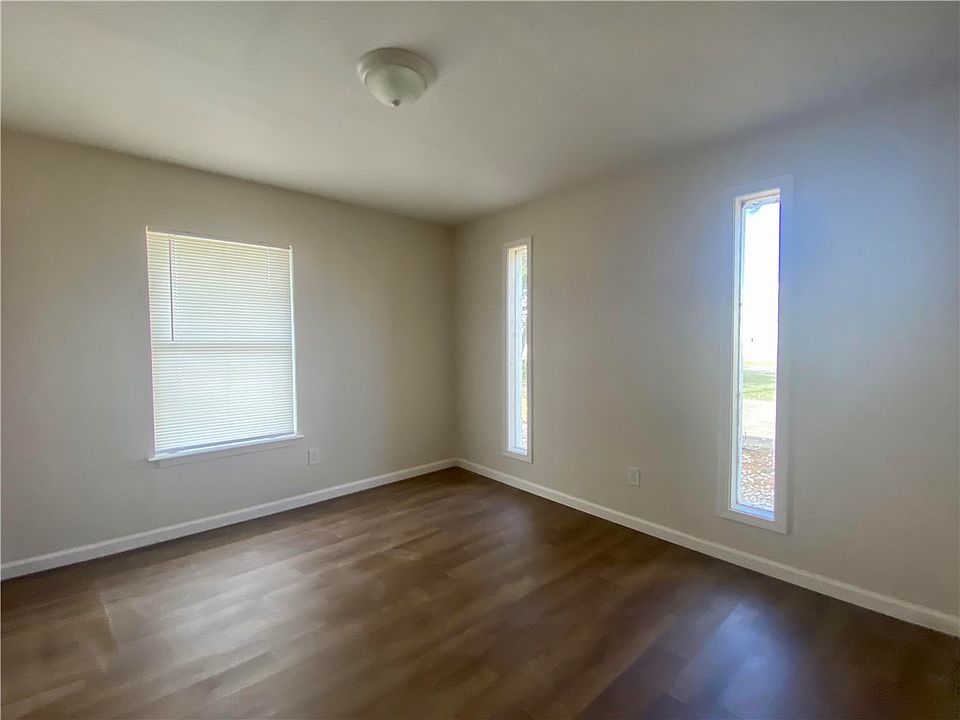 1508 Young St Rockport TX Zillow