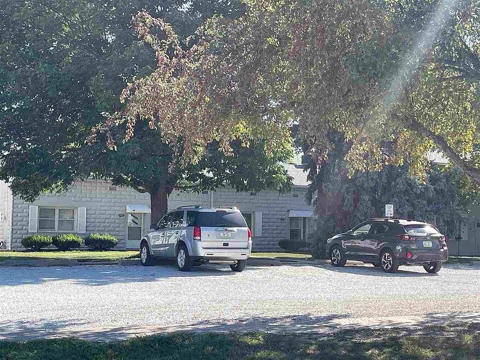 2nd image of 213 N Marion Ave