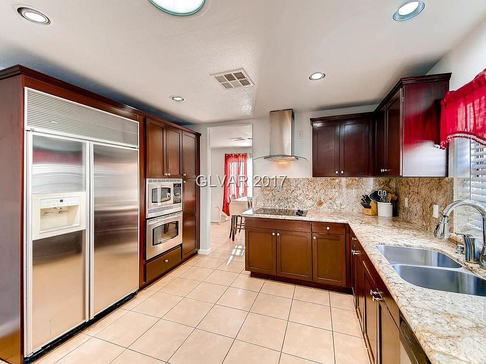 1st image of 6220 Ponderosa Way