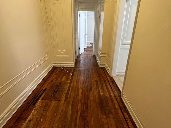 3rd image of 322 Linden Blvd APT B5
