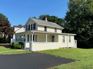 77 Grand St, Seymour, CT 06483