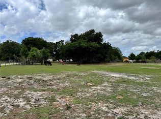 1804 Zipperer Rd, Bradenton, FL 34212