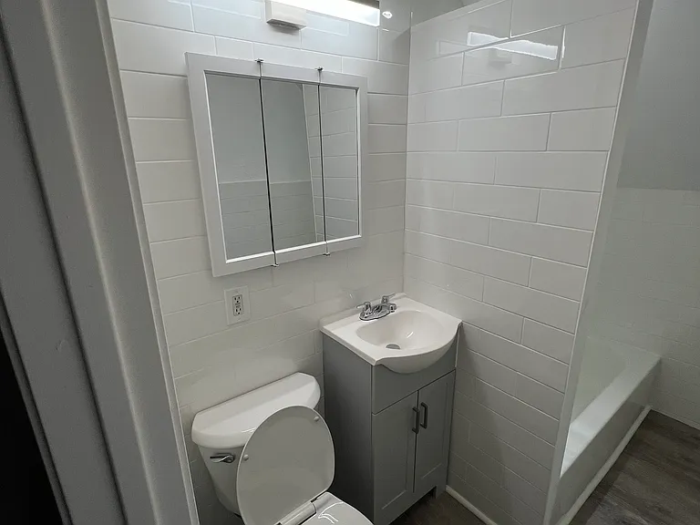 928 High St #3 — Photo 12