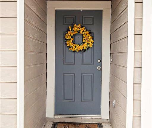 4th image of 2235 Whispering Way