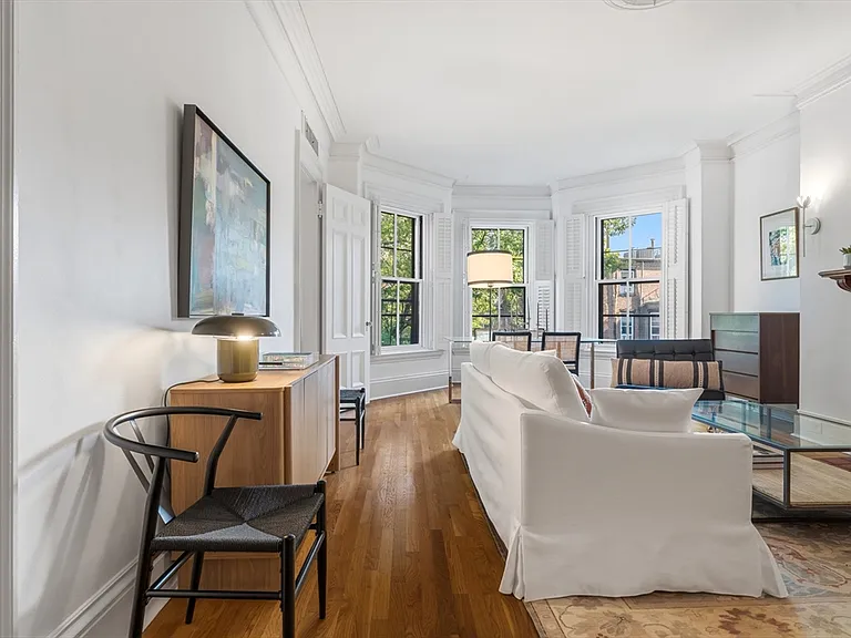 302 Commonwealth Ave #3 — Photo 4