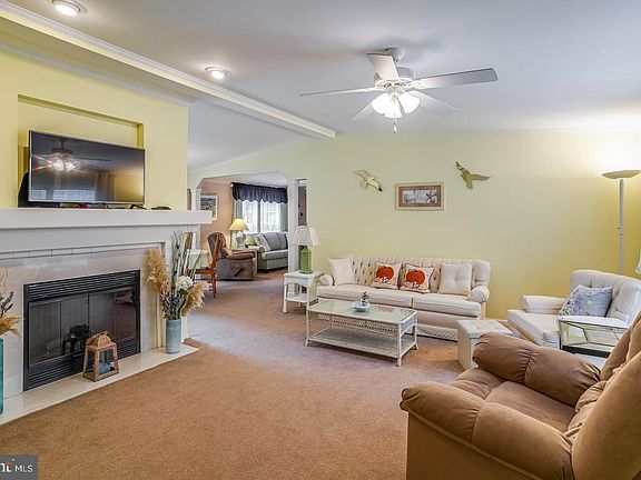 5th image of 37177 Florida Dr